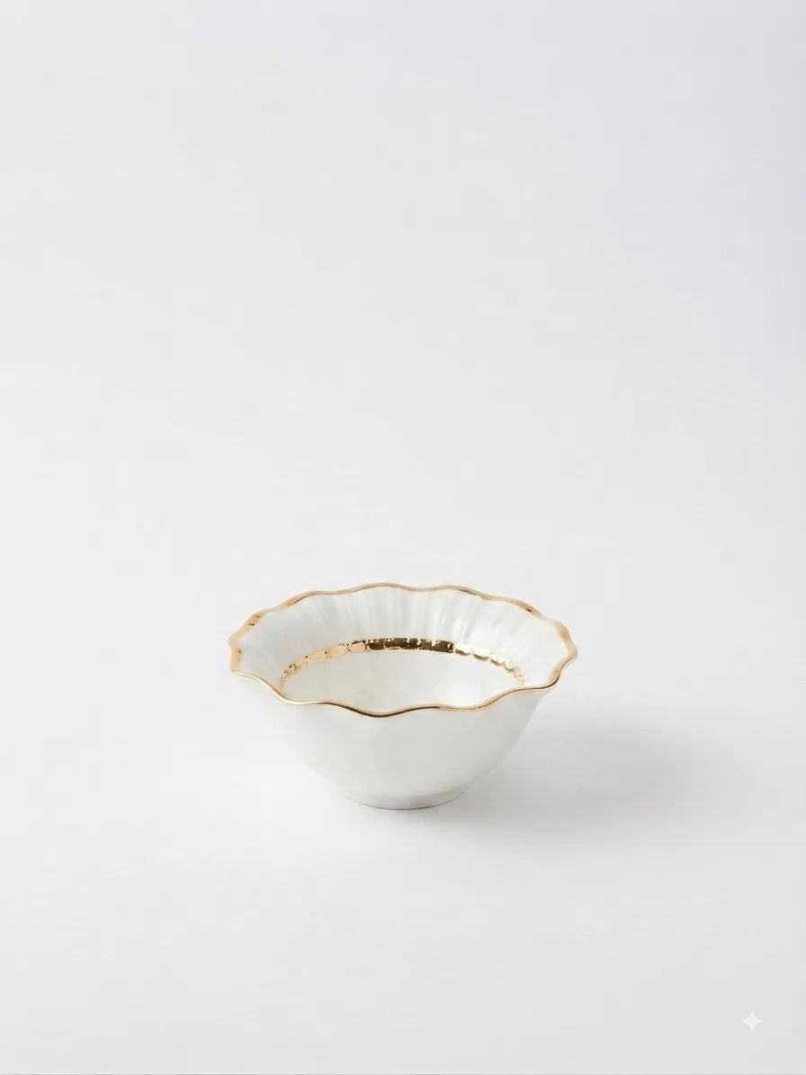 Regal Gold-Rimmed Fluted Porcelain Bowl (Medium)
_DLTS-136 — White&Gold